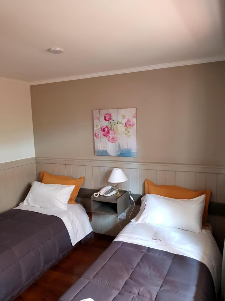 Hostal Malvinas Ushuaia Bagian luar foto