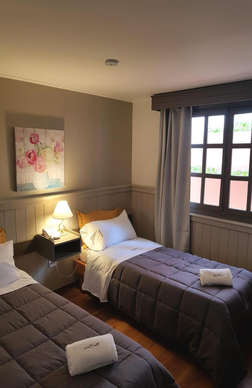 Hostal Malvinas Ushuaia Bagian luar foto